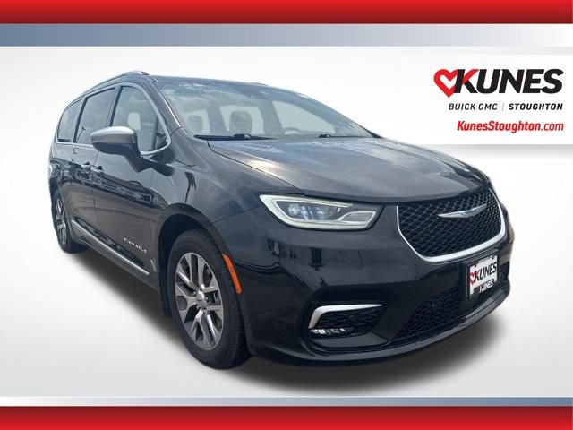 Used 2021 Chrysler Pacifica Pinnacle