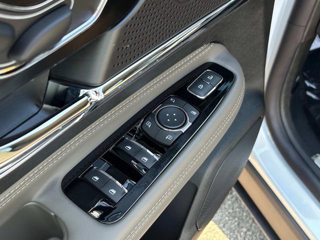 New 2025 Lincoln Corsair Reserve w/ Jet Appearance Package image 22