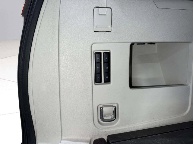 Used 2020 Lincoln Navigator L Black Label w/ Cargo Convenience Package image 54