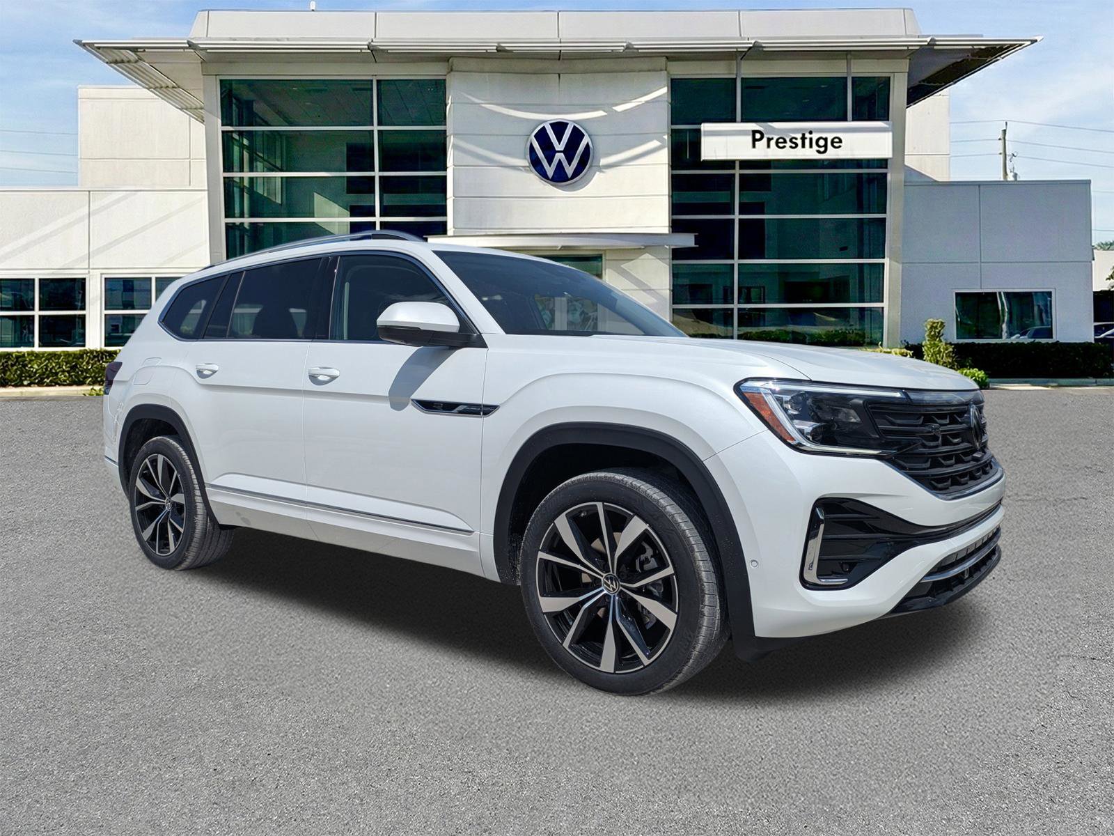 New 2026 Volkswagen Atlas SEL Premium R-Line AWD/4WD image 1