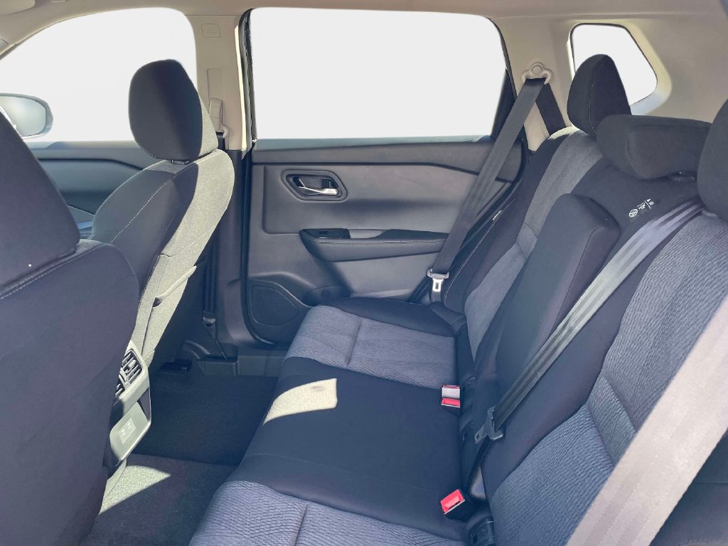 New 2027 Nissan Rogue SV FWD image 16