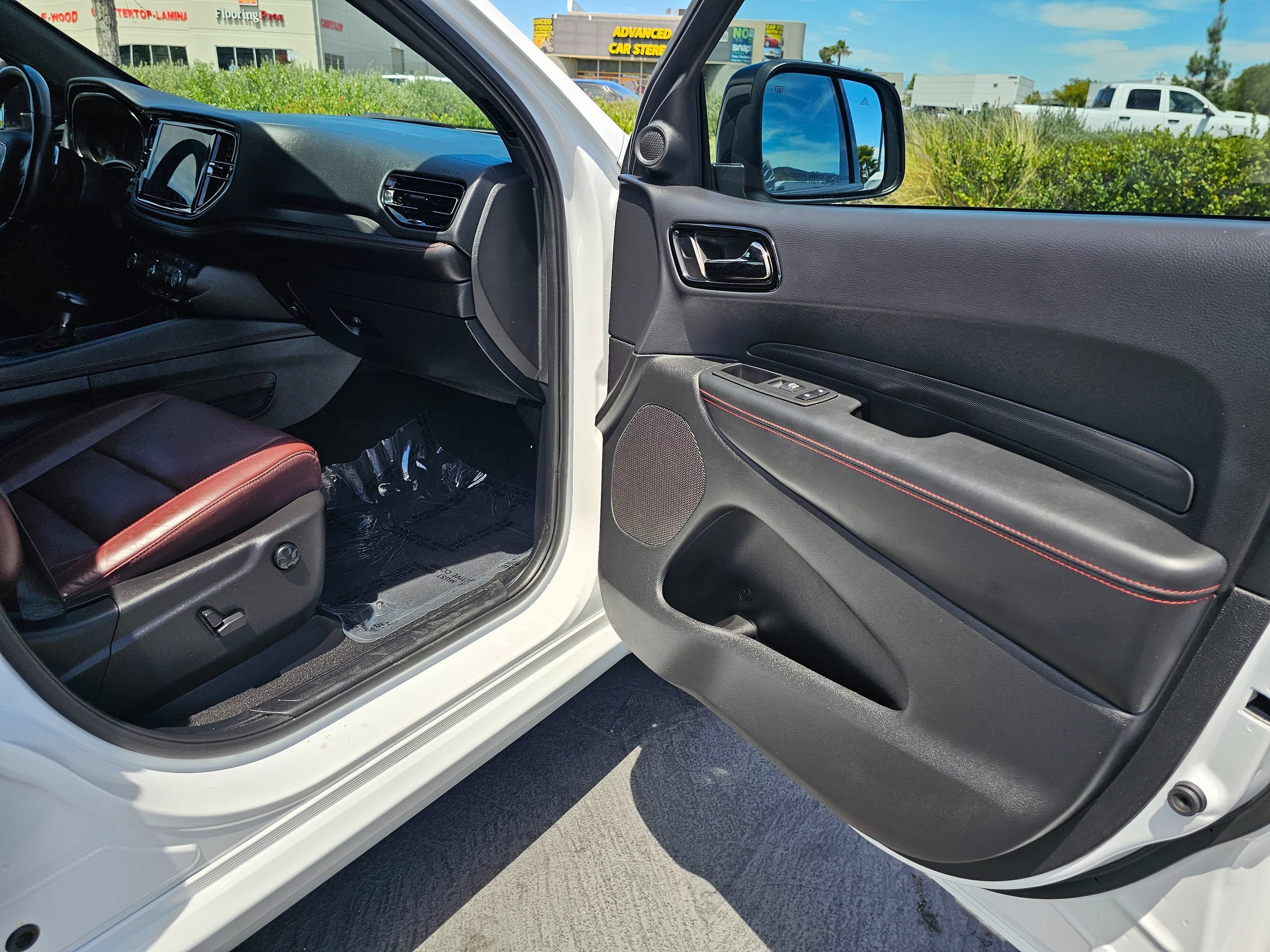 Used 2024 Dodge Durango GT RWD image 34