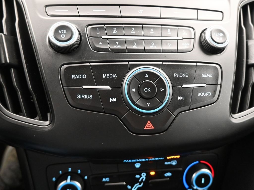 Used 2018 Ford Focus SE image 19