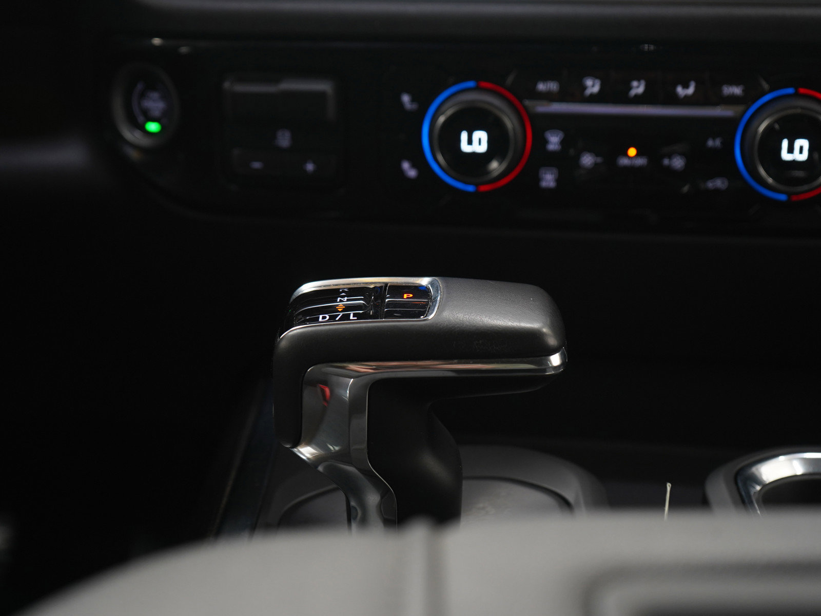 Used 2022 Chevrolet Silverado 1500 RST image 18