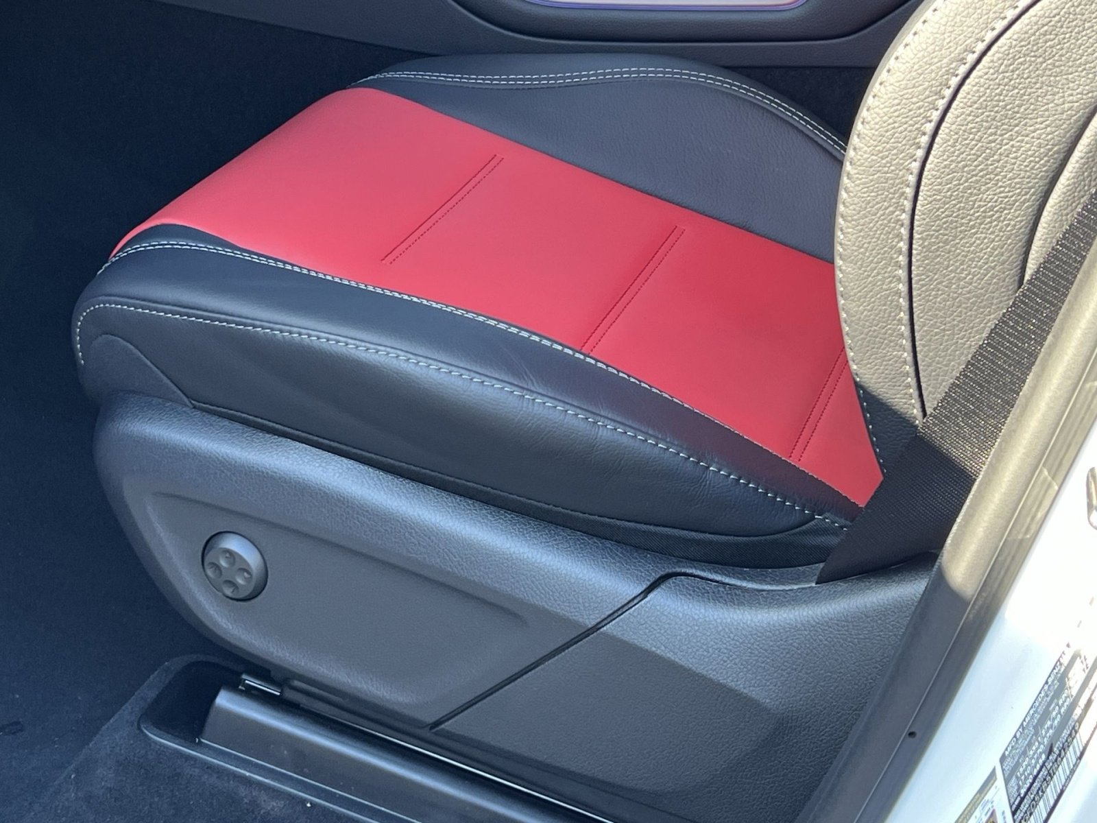 New 2026 Mercedes-Benz GLE 450 4MATIC Coupe image 12