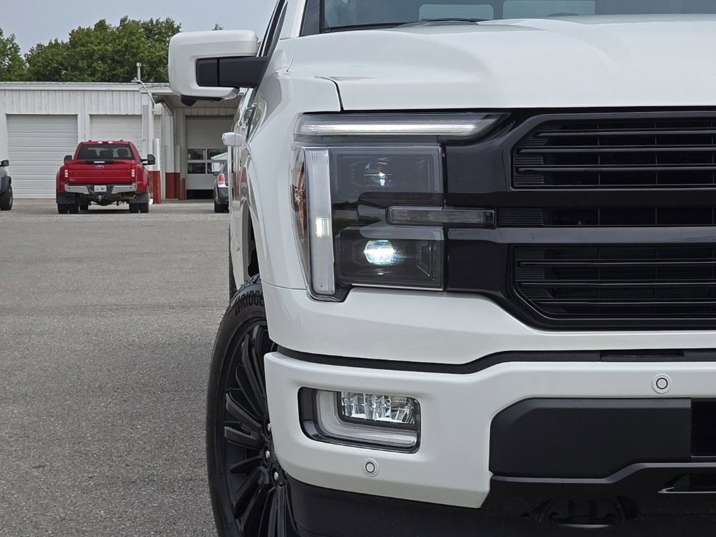 New 2025 Ford F150 Platinum w/ Equipment Group 702A High image 9
