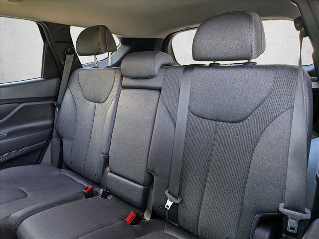 Used 2023 Hyundai Santa Fe SEL image 15