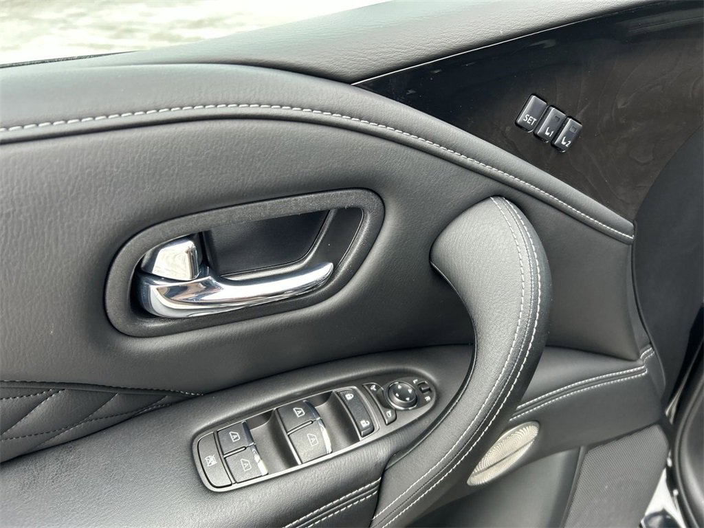 Certified 2024 INFINITI QX80 Sensory w/ Cargo Package image 16