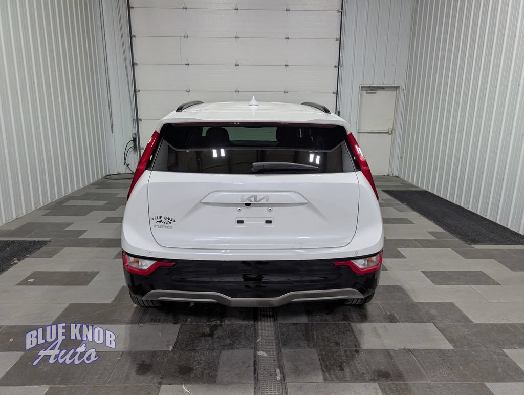 Used 2024 Kia Niro Wind FWD image 3