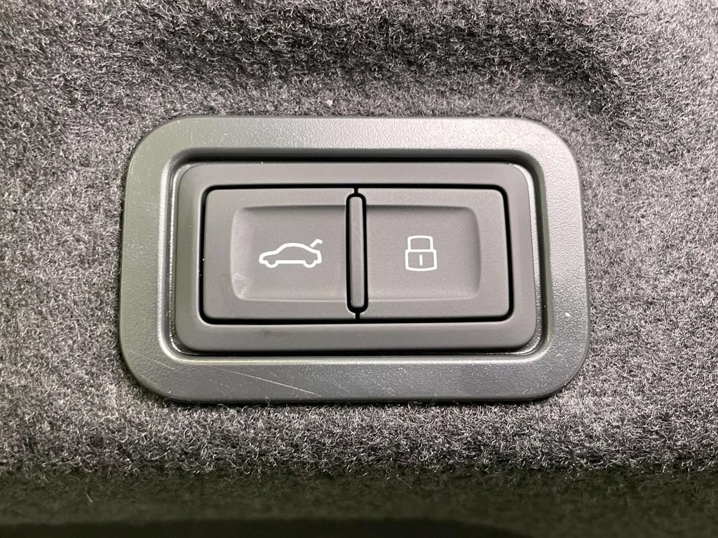New 2026 Audi A6 Premium Plus AWD/4WD image 21