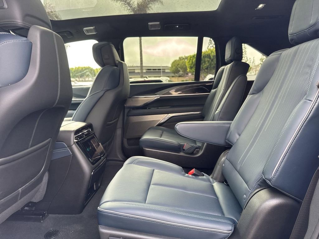 New 2025 Cadillac Escalade IQ Sport 2 image 35