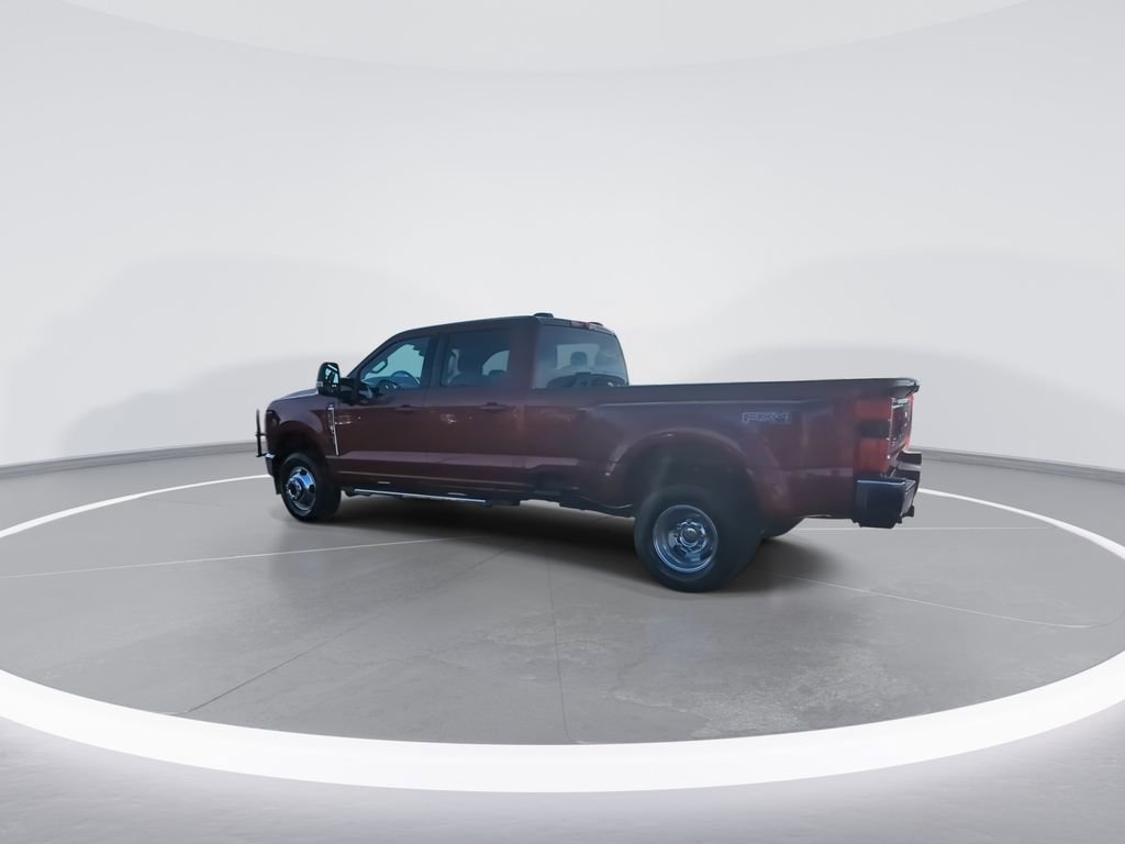 Used 2026 Ford F350 XLT w/ XLT Premium Package image 6