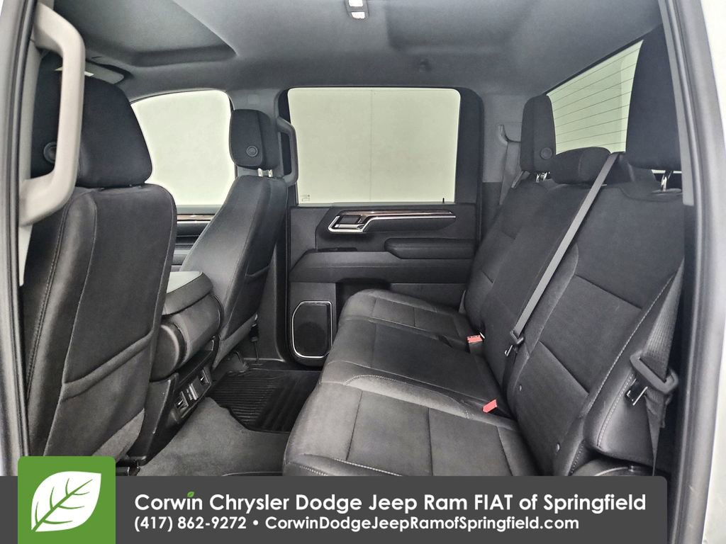 Used 2025 Chevrolet Silverado 2500 LT w/ Convenience Package image 28