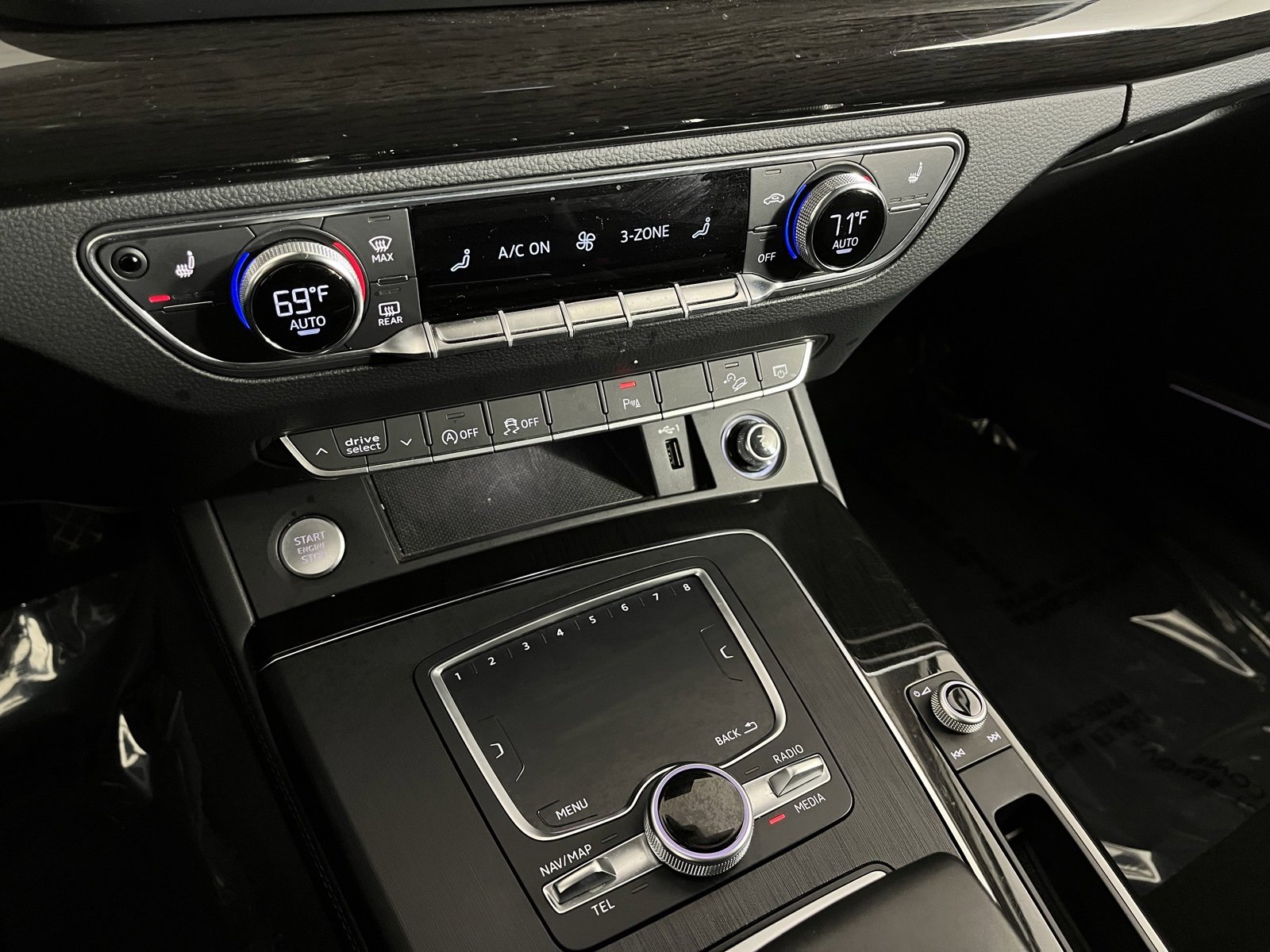 Used 2020 Audi Q5 2.0T Premium Plus image 16