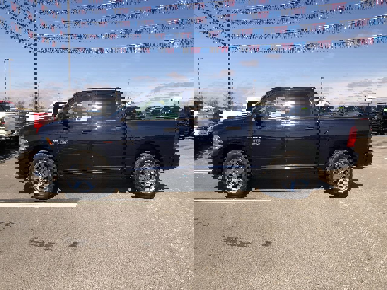 Used 2016 RAM 1500 Express image 3