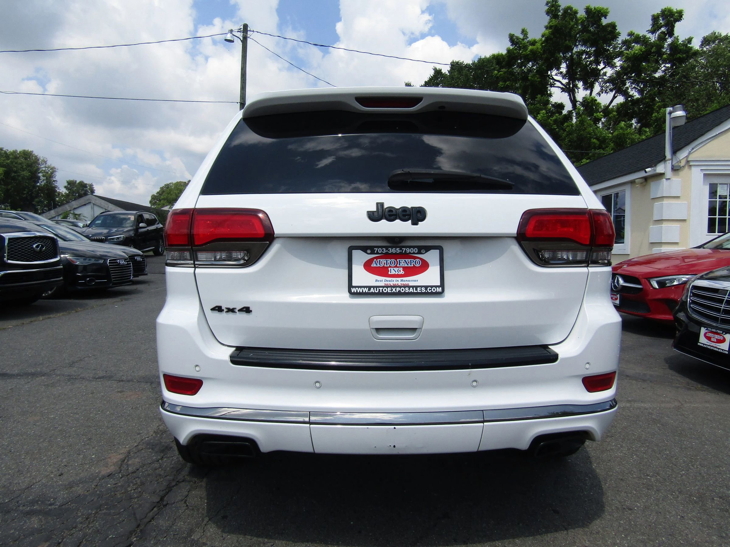 Used 2015 Jeep Grand Cherokee High Altitude image 6