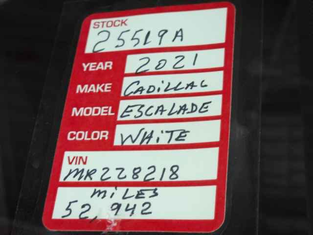 Used 2021 Cadillac Escalade Premium Luxury Platinum image 49
