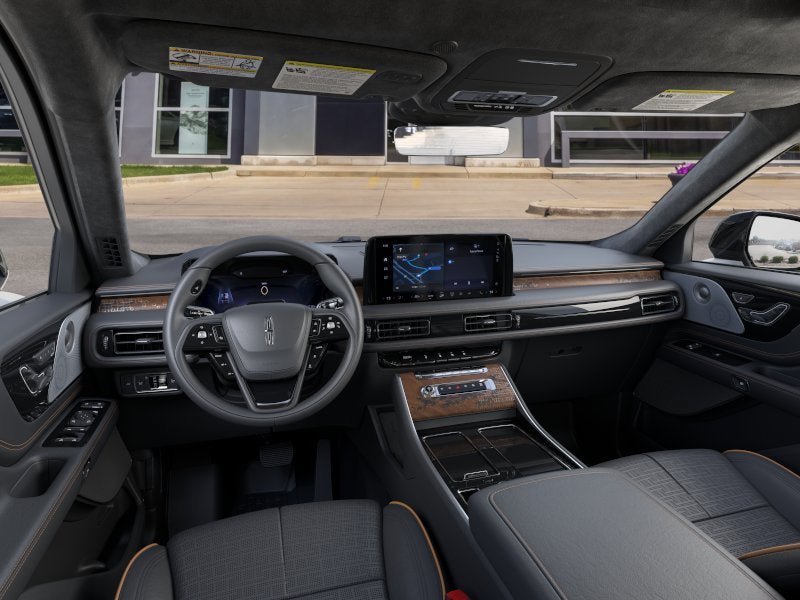 New 2026 Lincoln Aviator Black Label AWD/4WD image 9
