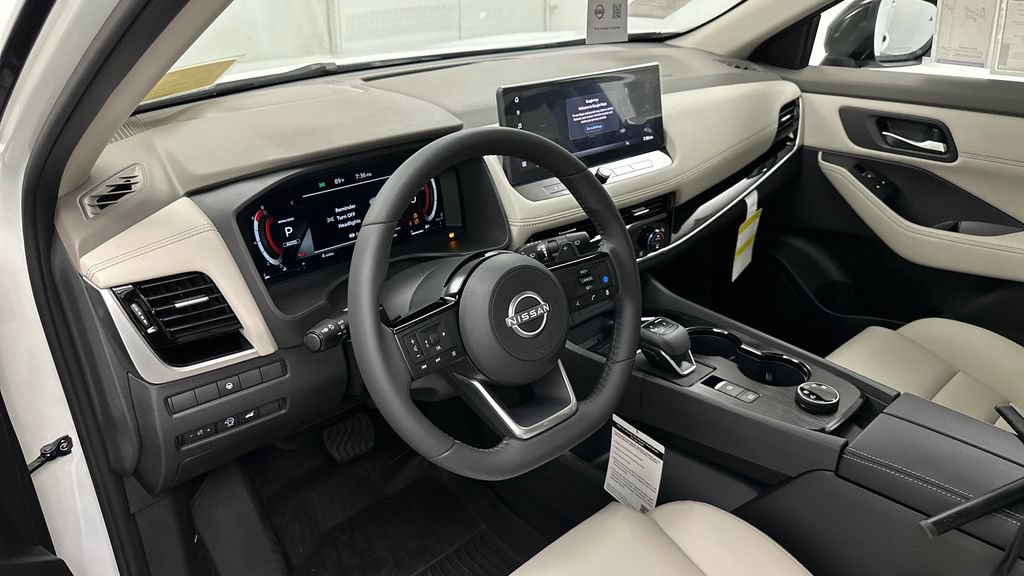 Used 2024 Nissan Rogue SL w/ SL Premium Package AWD/4WD image 16