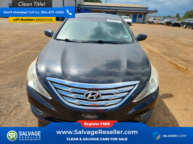 Used 2013 Hyundai Sonata SE w/ Navigation & Sunroof Pkg FWD image 7