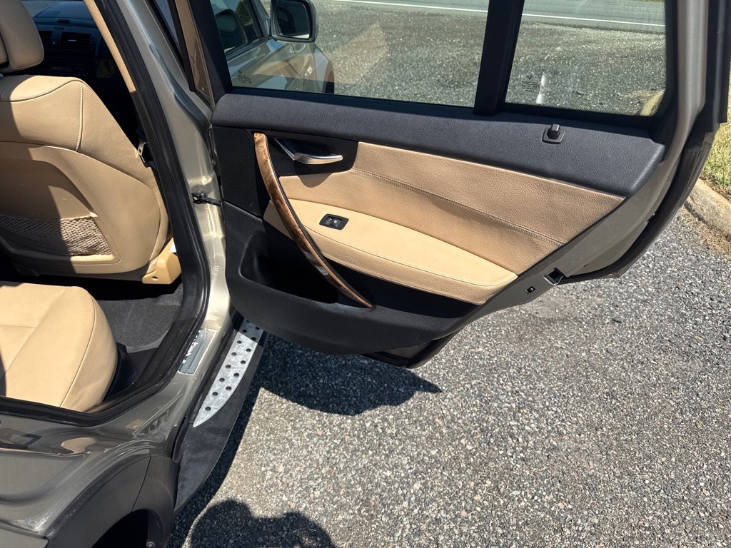 Used 2008 BMW X3 3.0si image 17