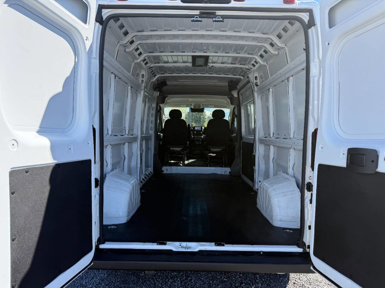 Used 2024 RAM ProMaster 2500 w/ Convenience Group FWD image 20