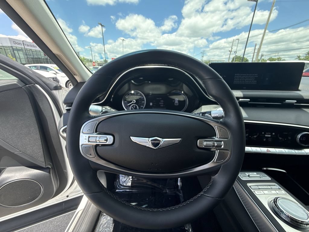 Used 2023 Genesis GV70 2.5T w/ Select Package AWD/4WD image 14