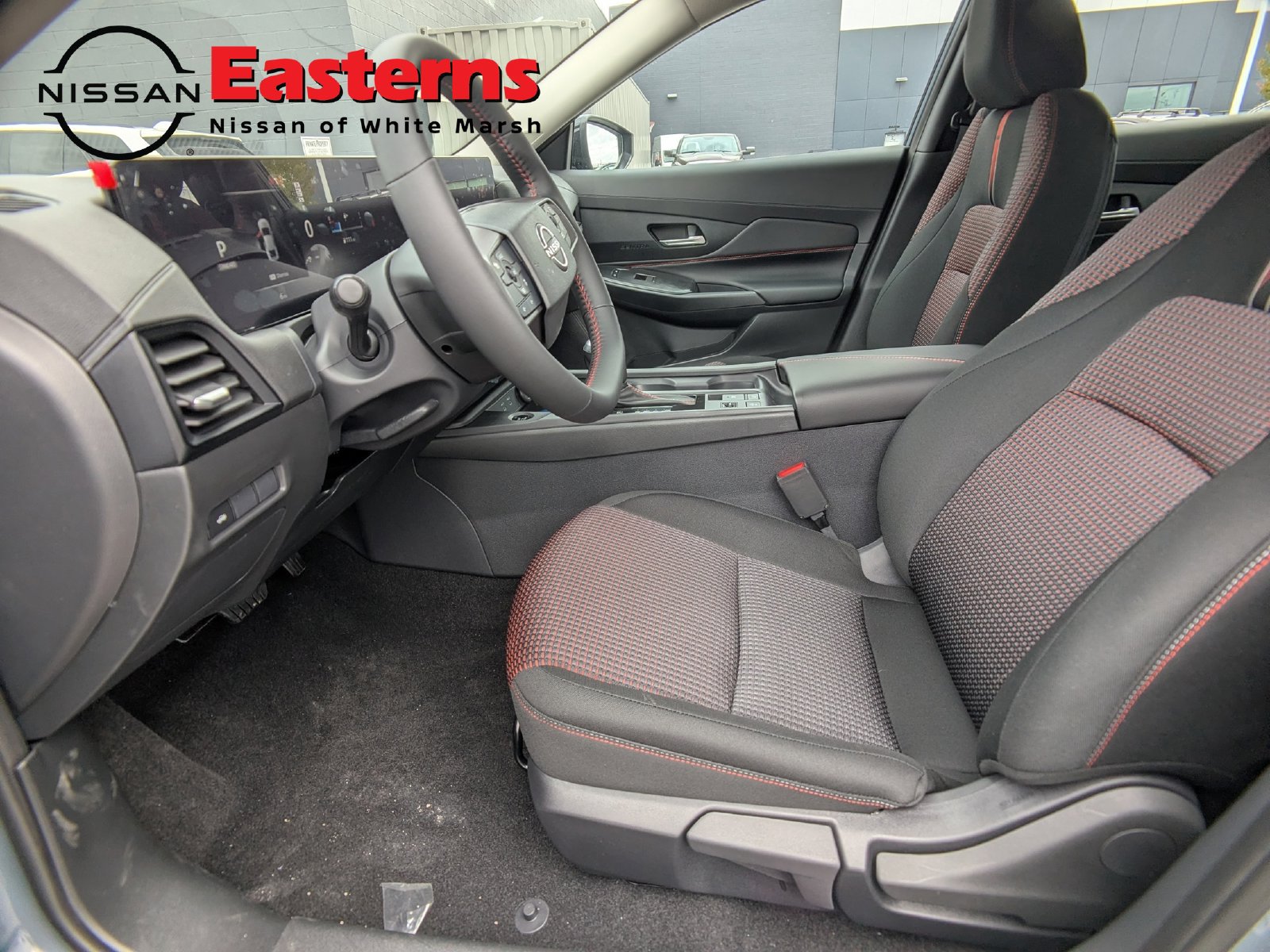 New 2027 Nissan Sentra SR w/ Floor Mat Package FWD image 14