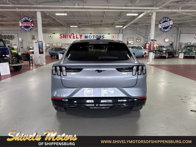 Used 2022 Ford Mustang Mach-E Premium RWD image 4