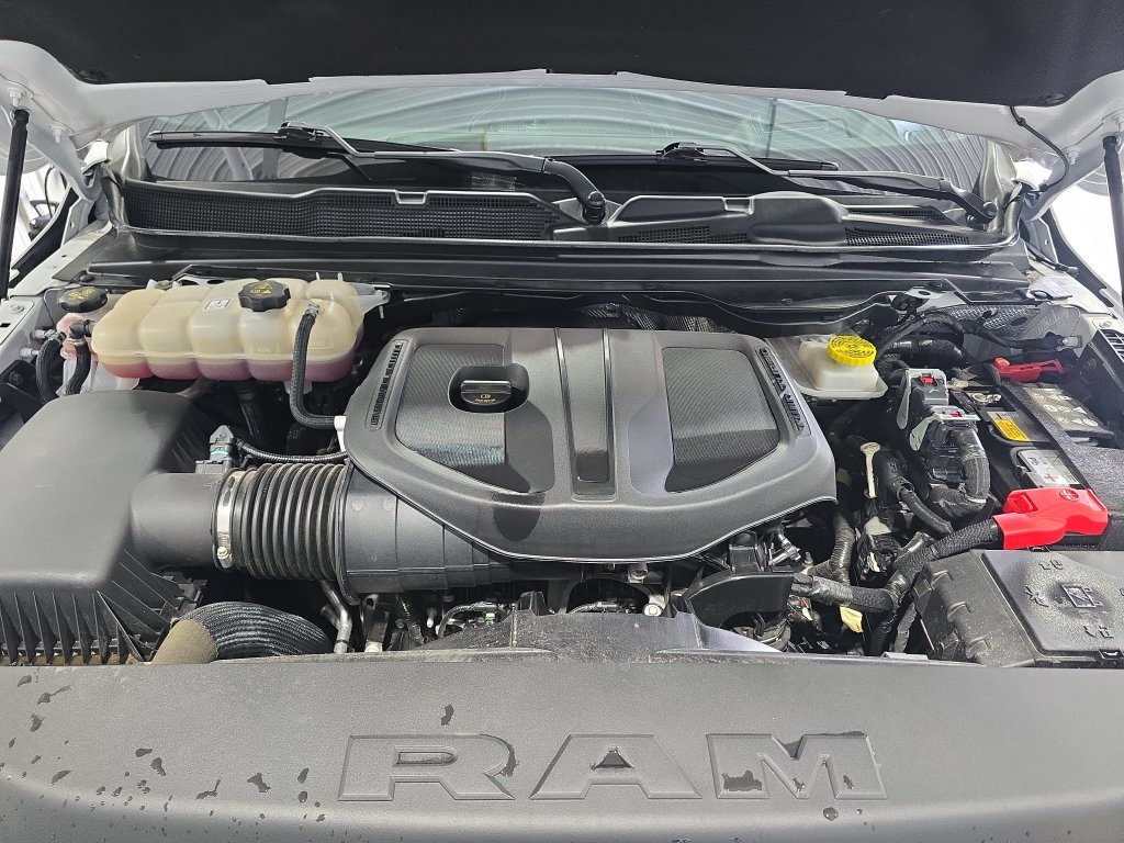 Used 2025 RAM 1500 Big Horn AWD/4WD image 25