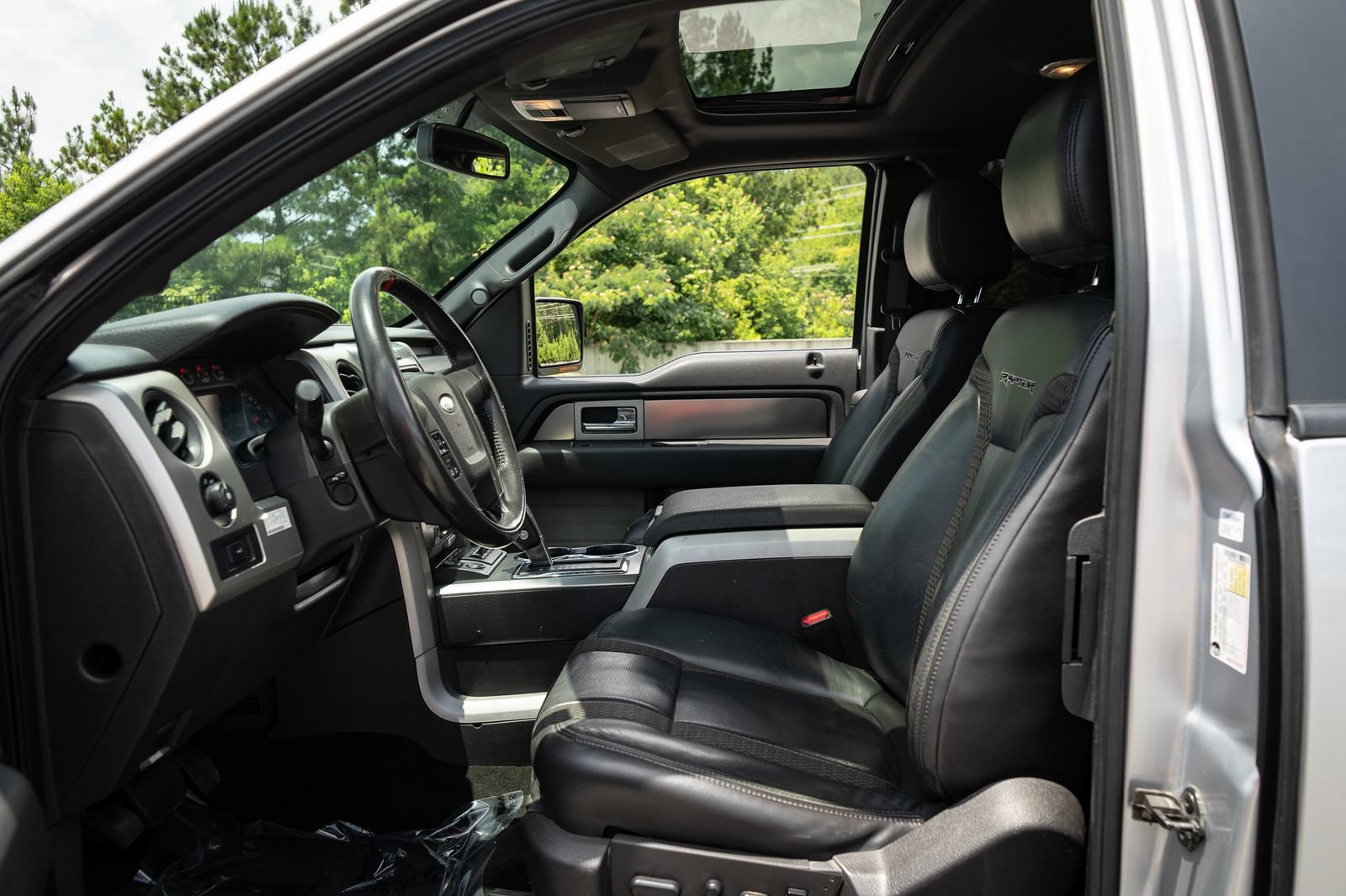 Used 2013 Ford F150 Raptor w/ Luxury Equipment Group AWD/4WD image 13