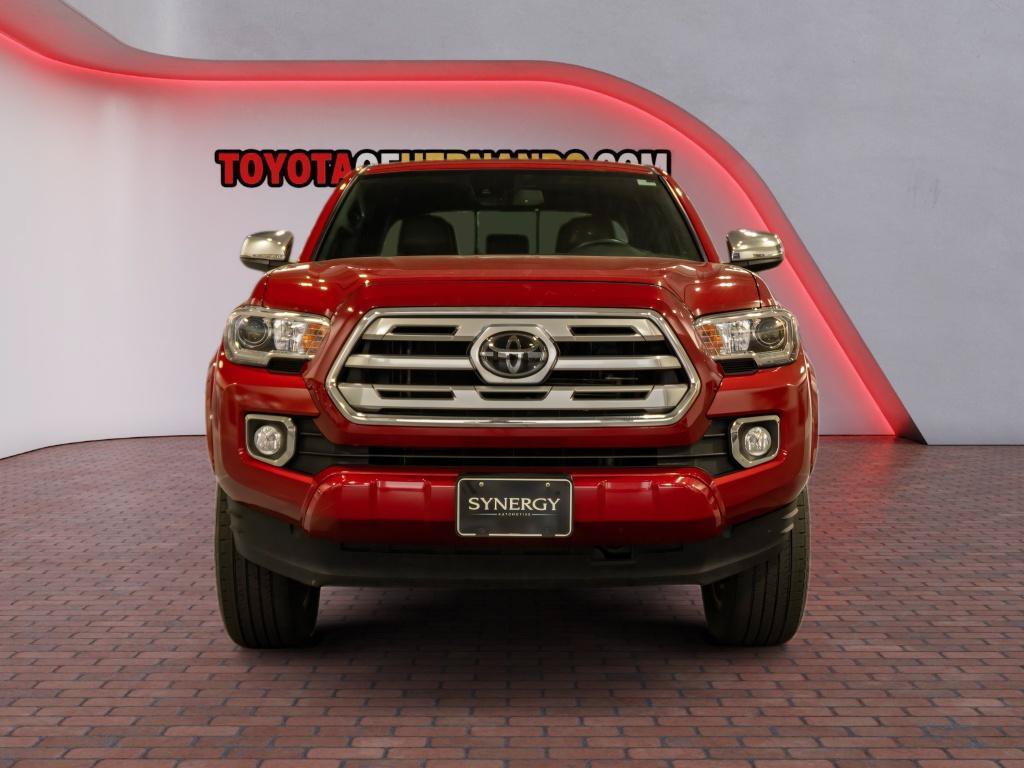 Used 2019 Toyota Tacoma Limited AWD/4WD image 2