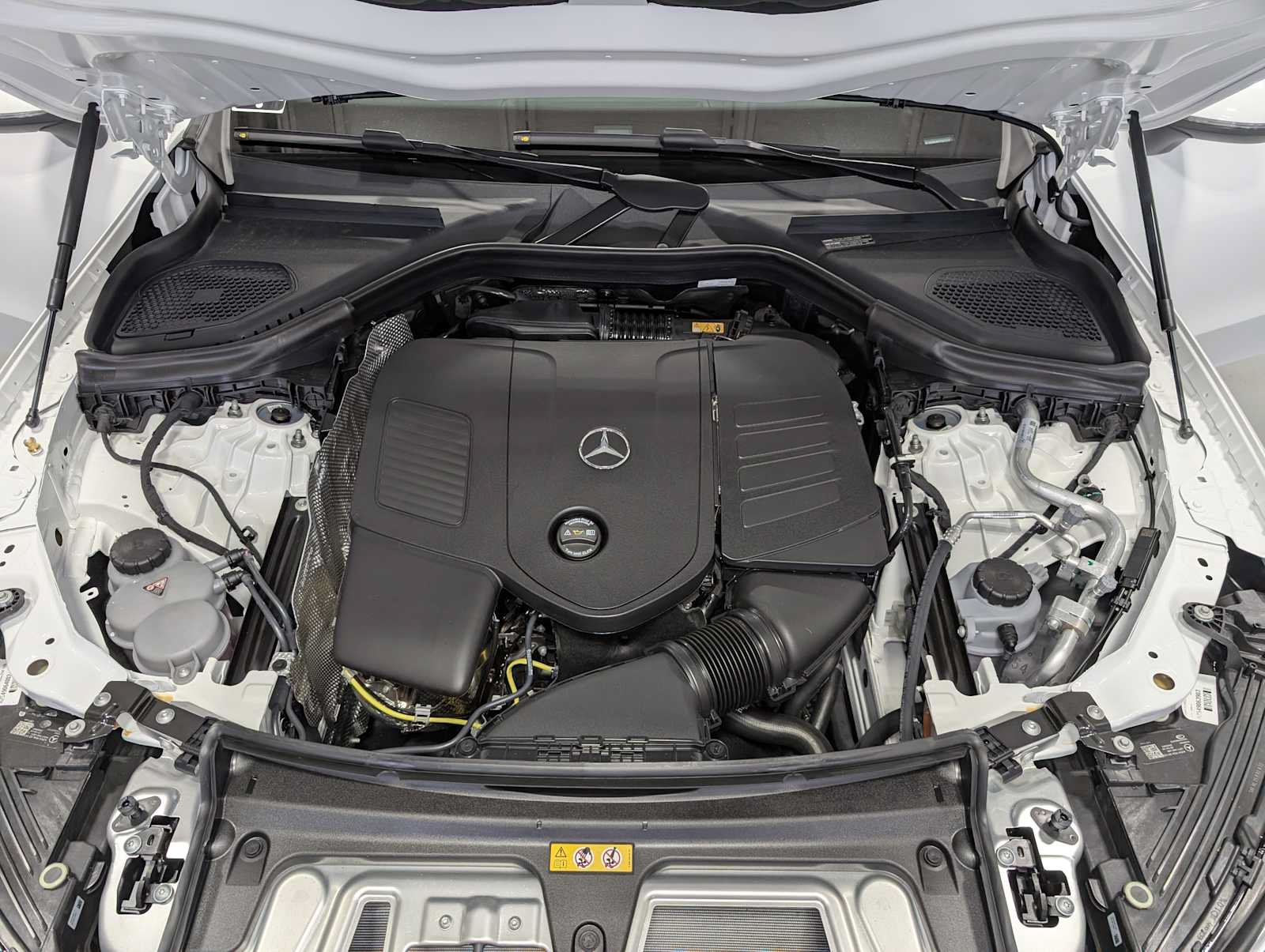 New 2026 Mercedes-Benz GLC 300 4MATIC image 12