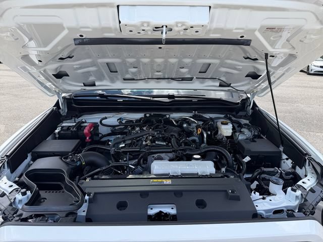 Certified 2026 Toyota Tacoma SR5 AWD/4WD image 20