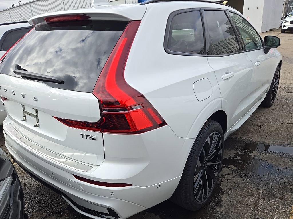 New 2026 Volvo XC60 T8 Ultra w/ Protection Package Premier image 7