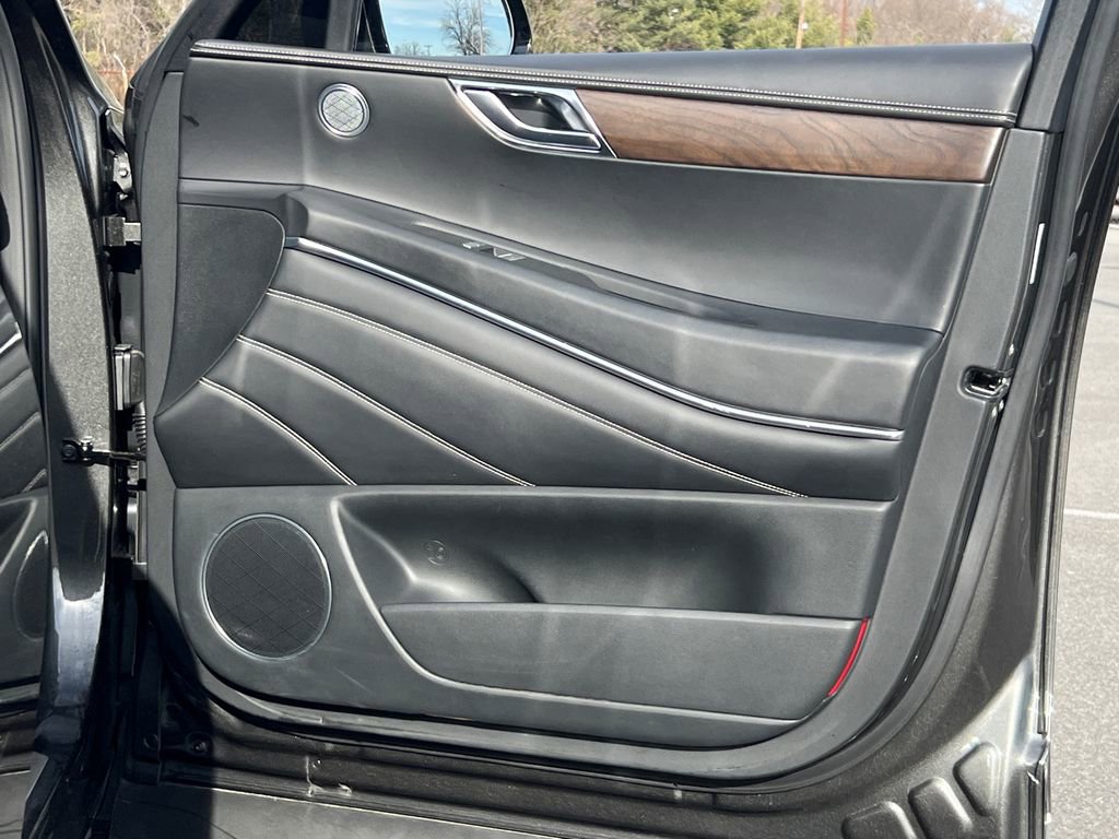 Used 2024 Genesis GV80 2.5T image 9