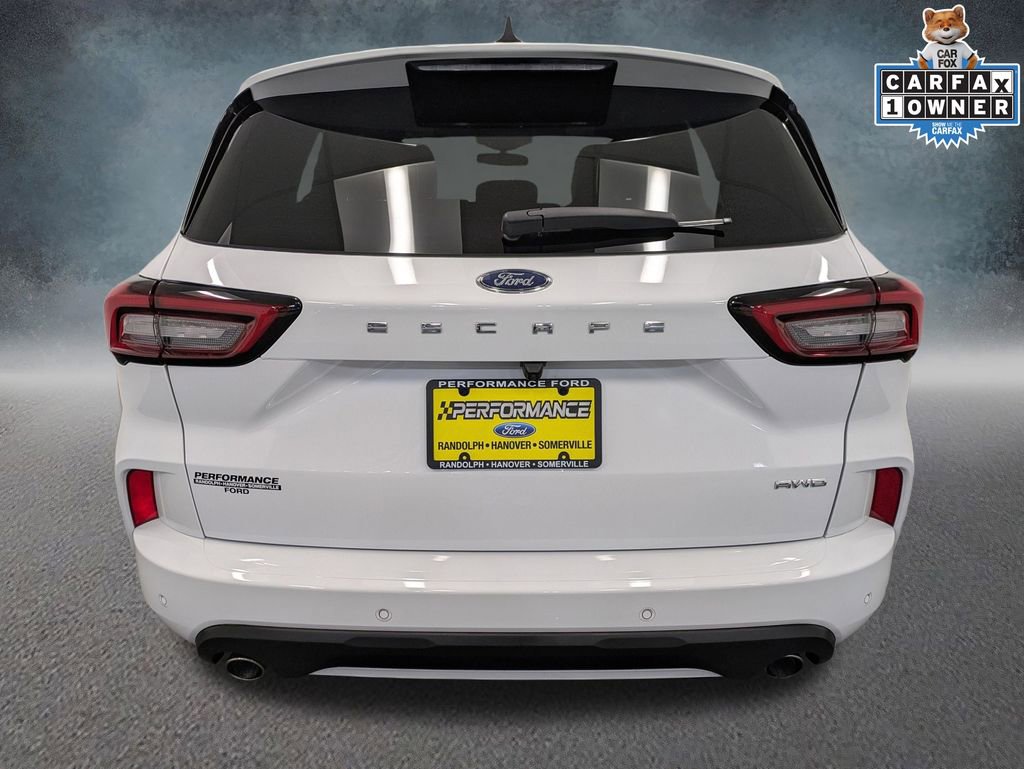 Used 2023 Ford Escape ST-Line w/ Tech Pack #1 AWD/4WD image 5