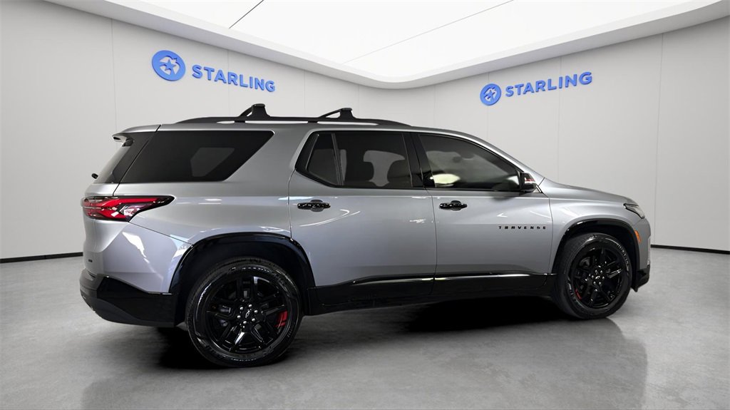 Used 2023 Chevrolet Traverse Premier w/ Redline Edition image 11