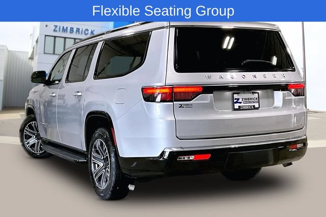 Used 2024 Jeep Wagoneer L Series II w/ Flexible Seating Group AWD/4WD image 4