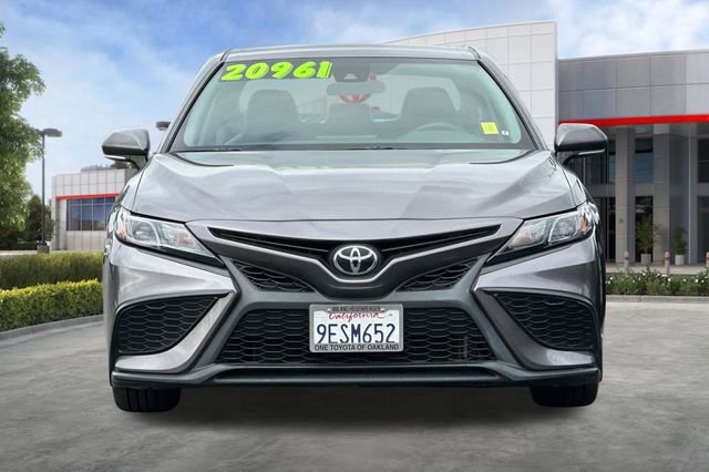 Used 2023 Toyota Camry SE FWD image 10