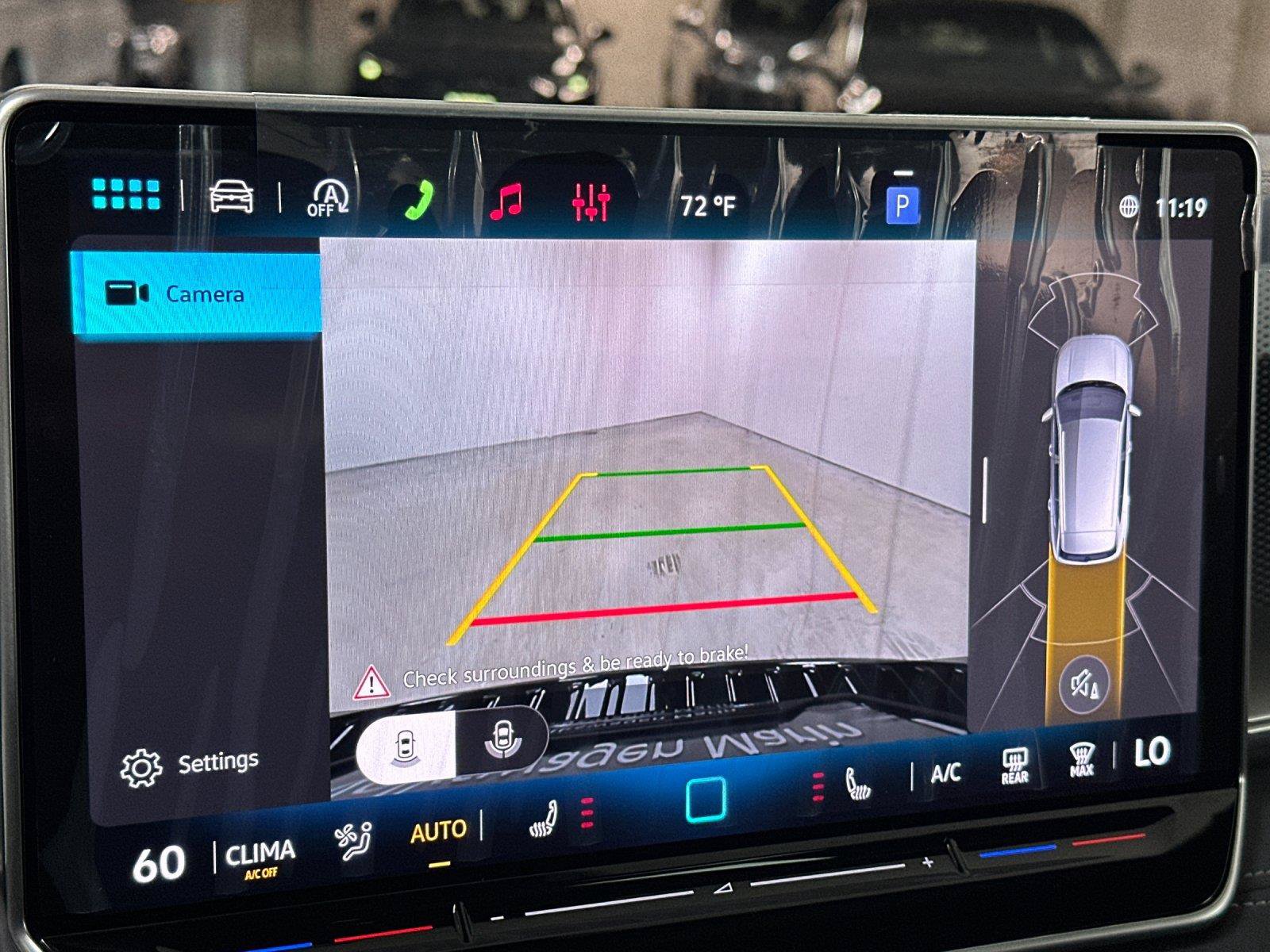 New 2026 Volkswagen Tiguan SE R-Line AWD/4WD image 18