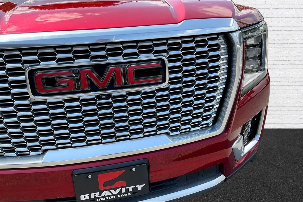 Used 2022 GMC Yukon XL Denali w/ Denali Ultimate Package AWD/4WD image 28