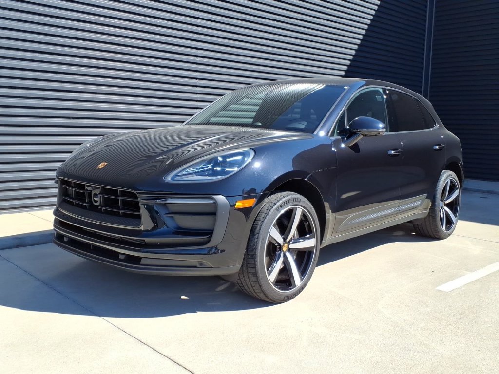 Certified 2025 Porsche Macan