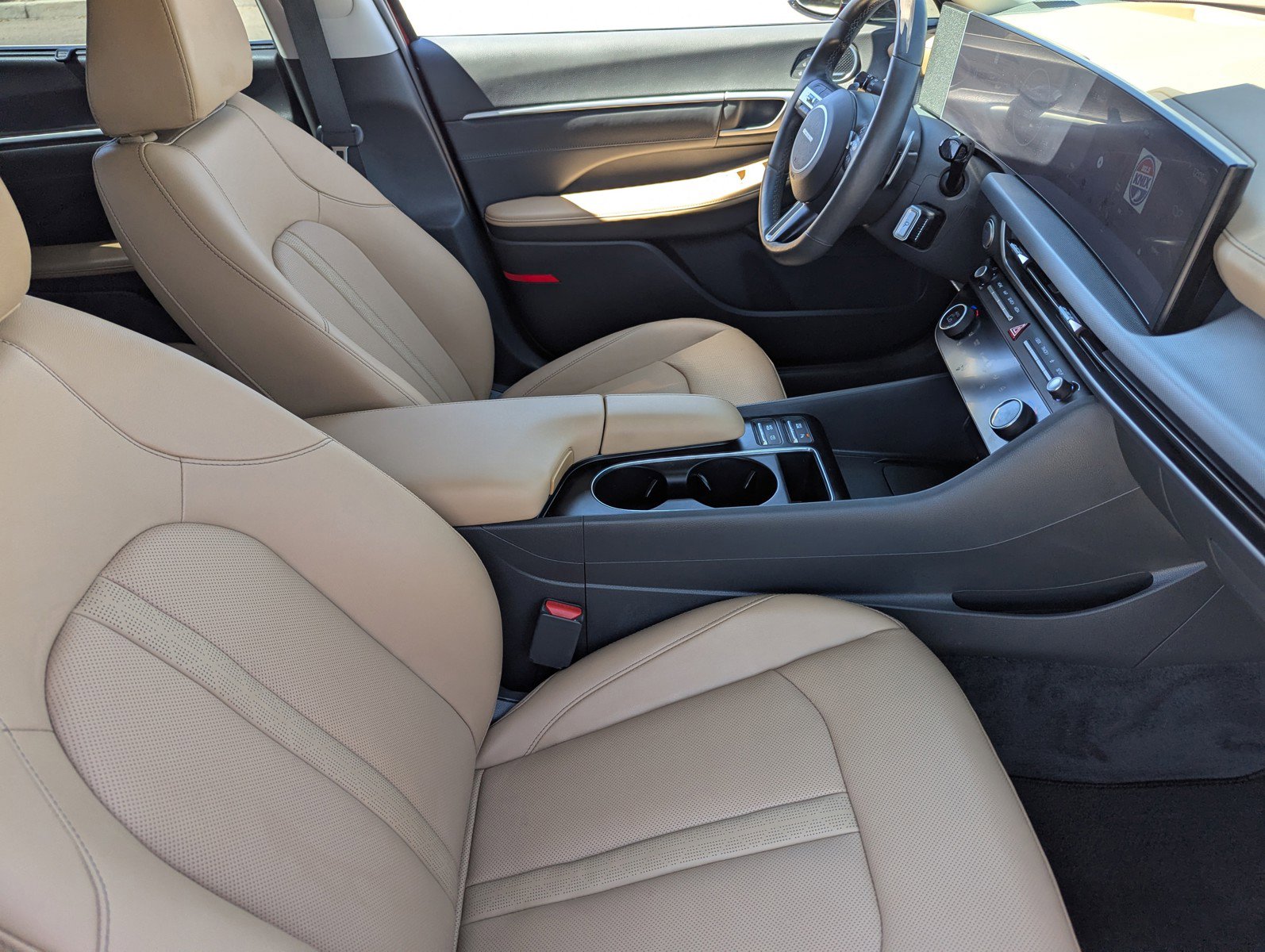 Used 2025 Hyundai Sonata Limited image 12