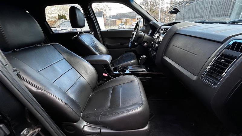 Used 2011 Ford Escape Limited w/ 301A Rapid Spec Order Code image 12