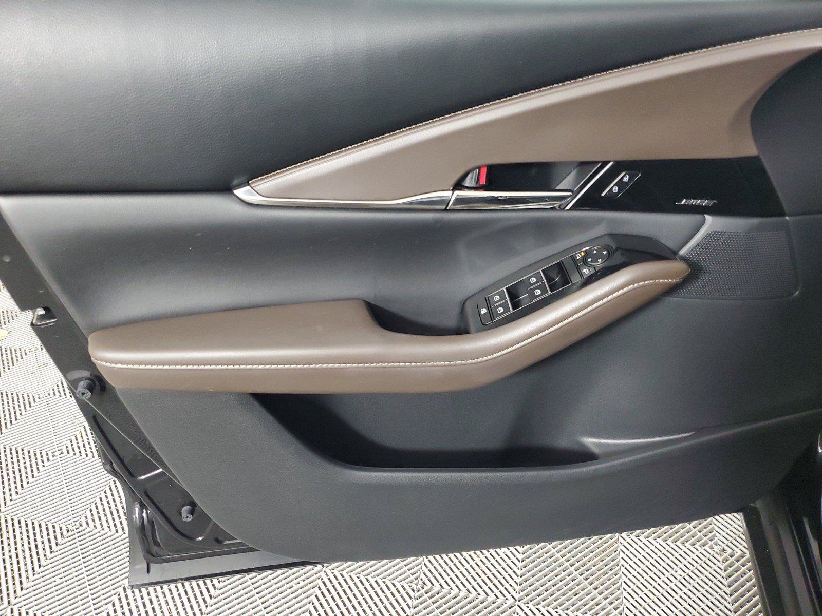 Certified 2023 MAZDA CX-30 AWD 2.5 S w/ Premium Package image 19
