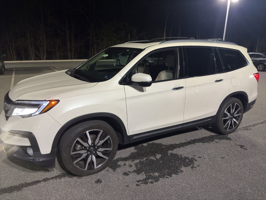 Used 2019 Honda Pilot Touring image 1