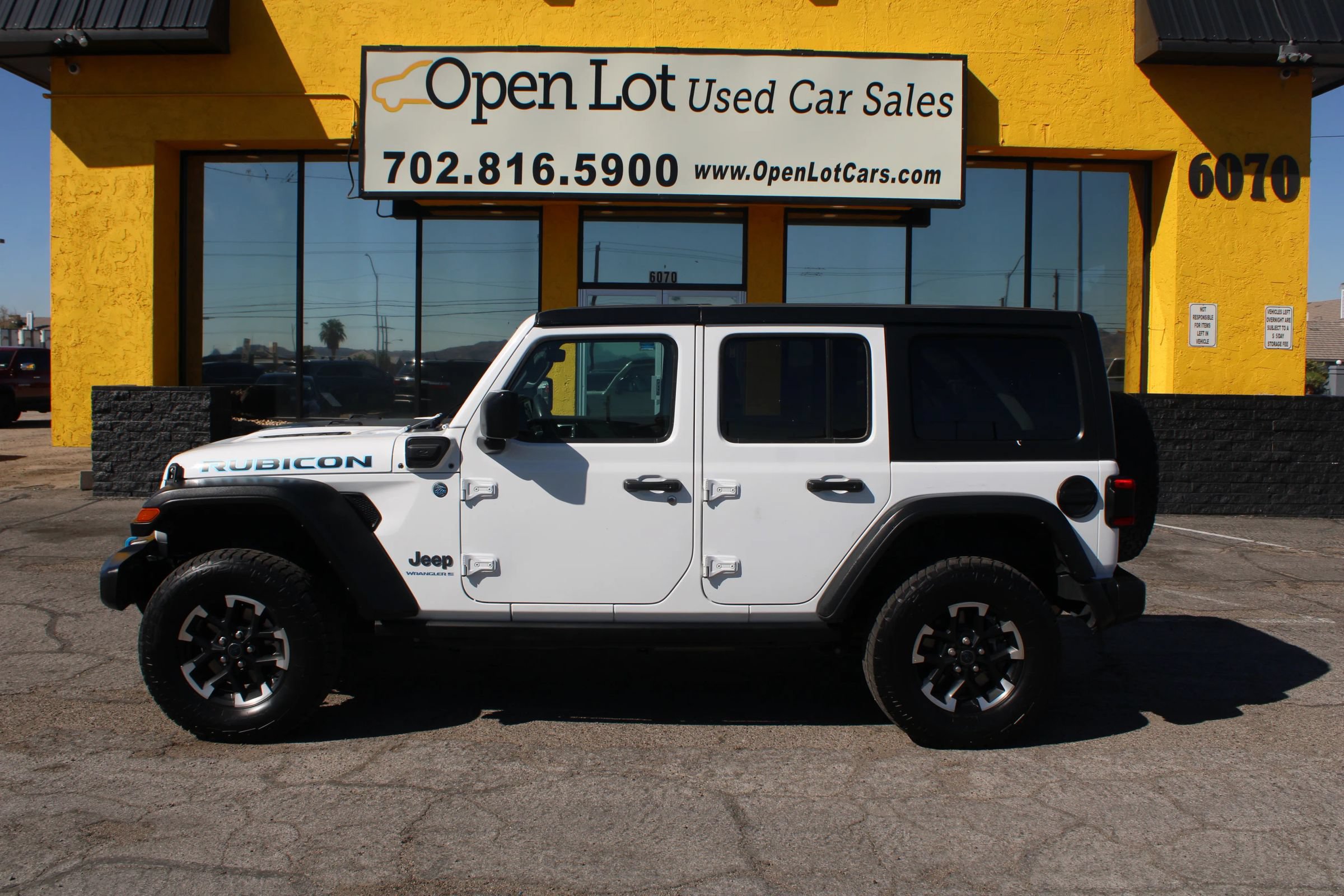 Used 2024 Jeep Wrangler Unlimited Rubicon 4xe AWD/4WD image 2