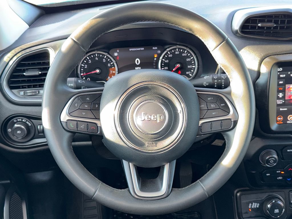 Used 2022 Jeep Renegade Latitude image 15