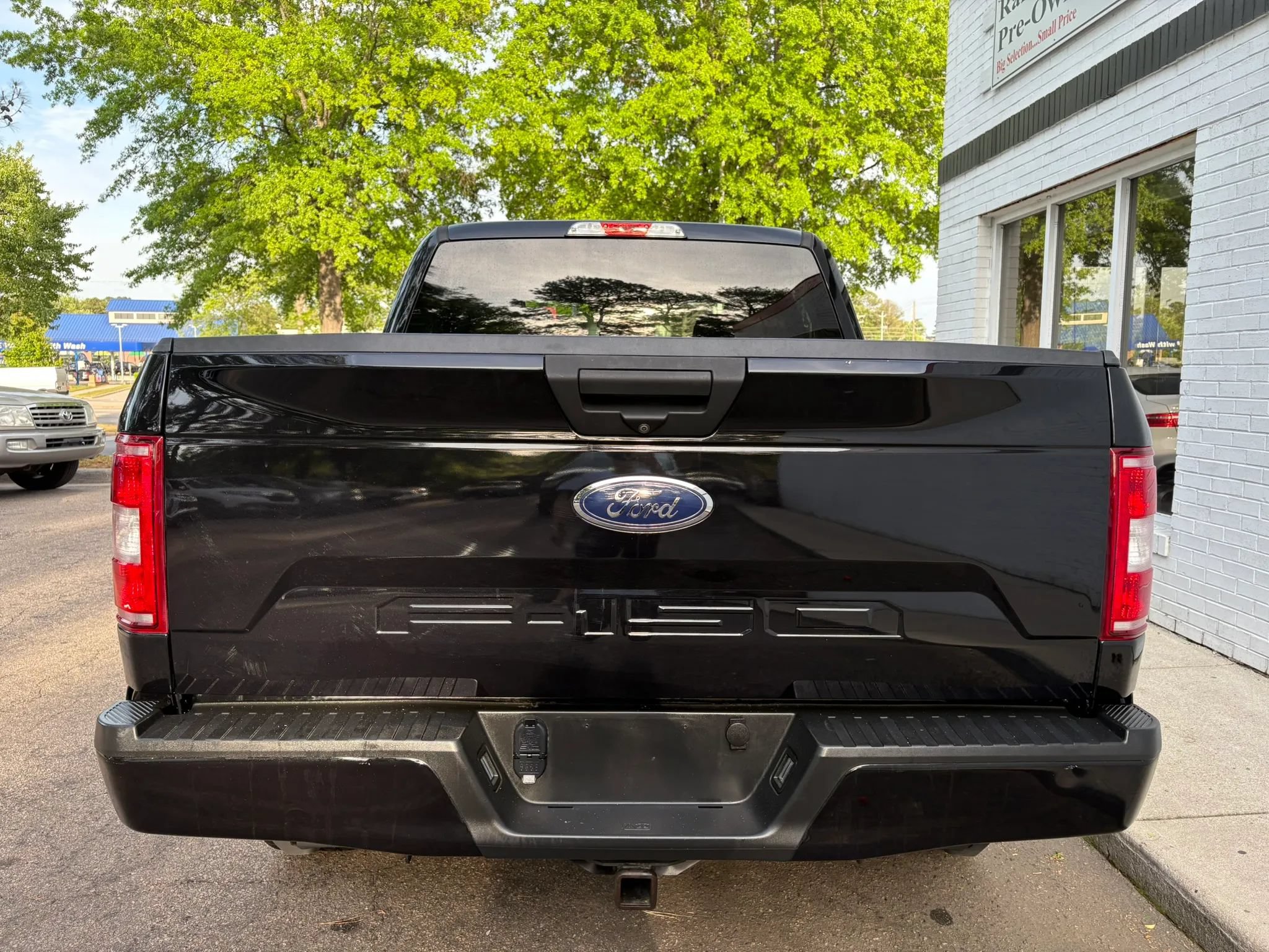Used 2019 Ford F150 XL w/ Equipment Group 101A Mid AWD/4WD image 6